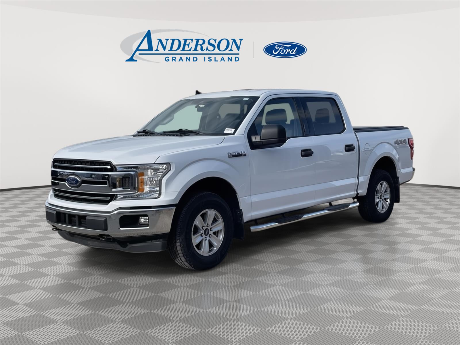 Oxford White 2019 Ford F-150 XLT SuperCrew 4WD Pickup Truck Four-Wheel Drive Automatic