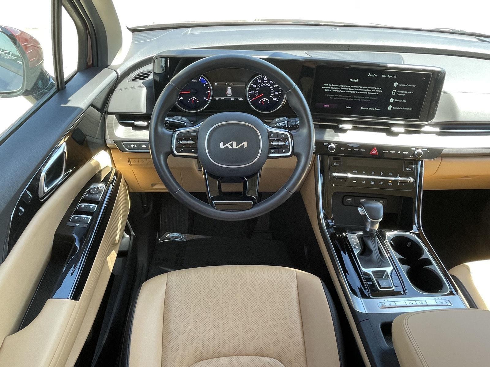 Used 2024 Kia Carnival for sale in Grand Island NE