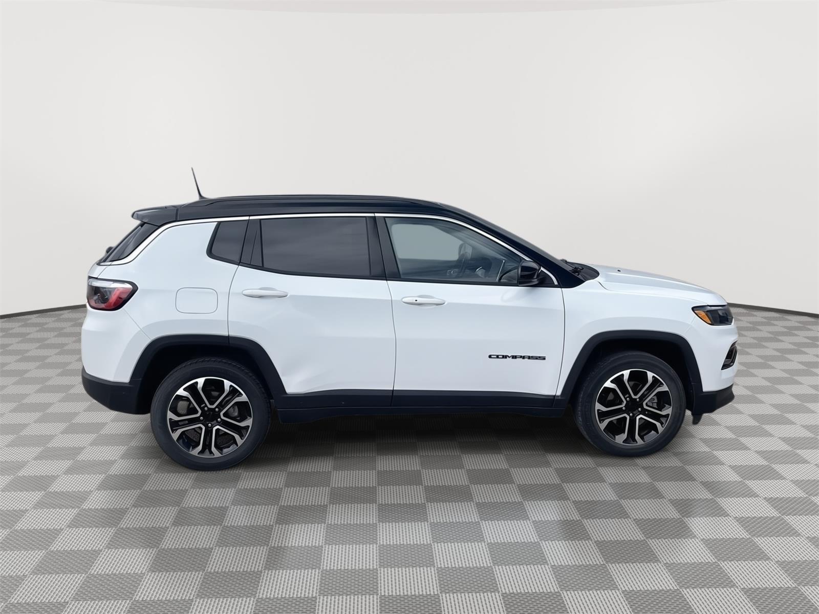 Used 2022 Jeep Compass for sale in Grand Island NE