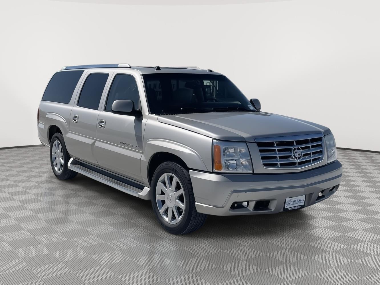 Pre-Owned 2004 Cadillac Escalade ESV for sale in Grand Island NE