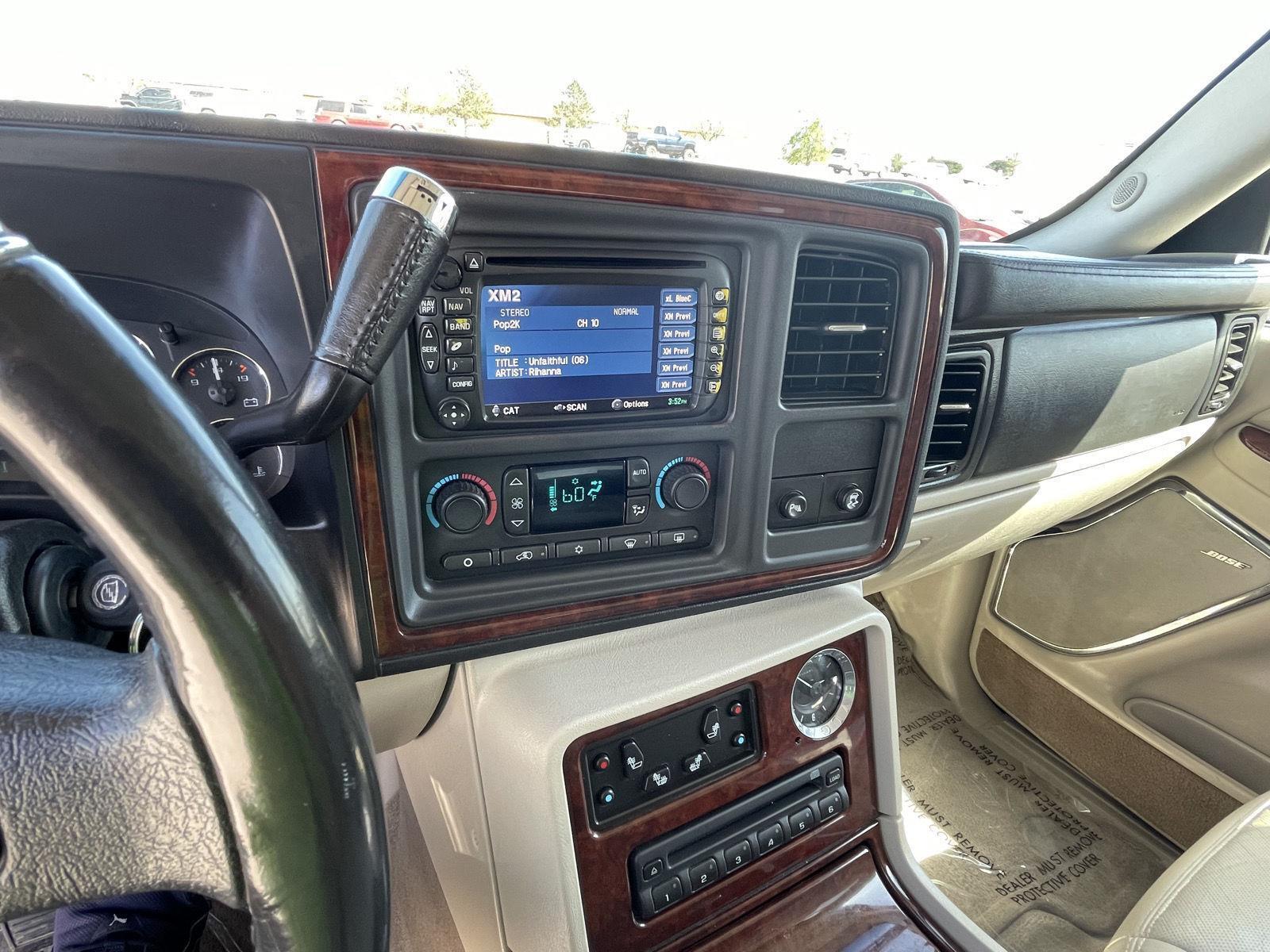 Pre-Owned 2004 Cadillac Escalade ESV for sale in Grand Island NE