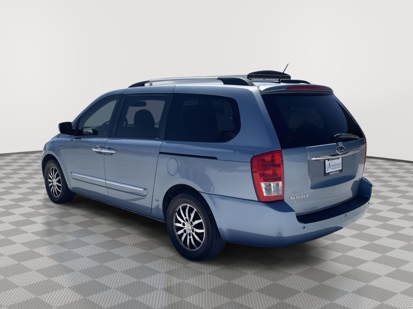 Used 2012 Kia Sedona for sale in Grand Island NE