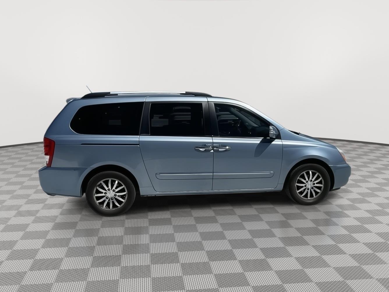 Used 2012 Kia Sedona for sale in Grand Island NE