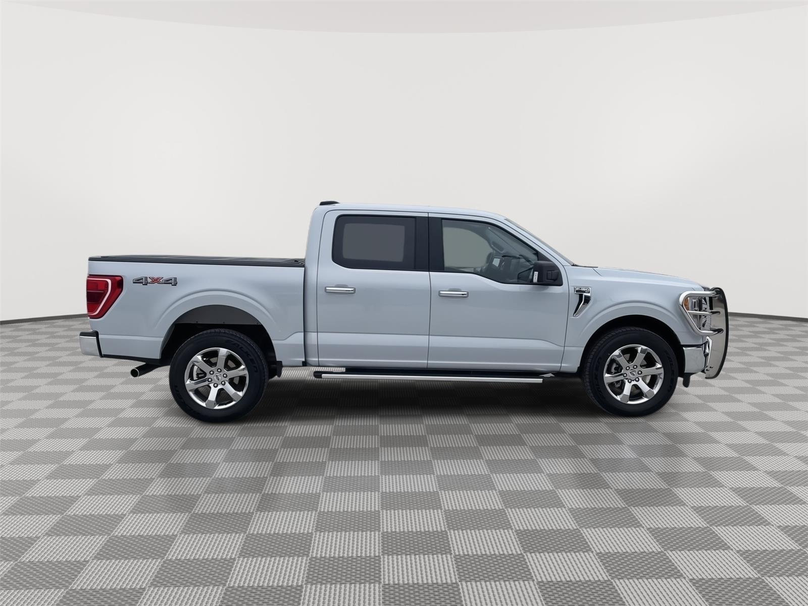 2022 Ford F-150 XLT - Photo 7