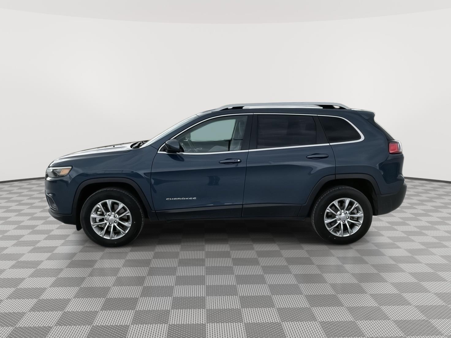 Used 2021 Jeep Cherokee for sale in Grand Island NE