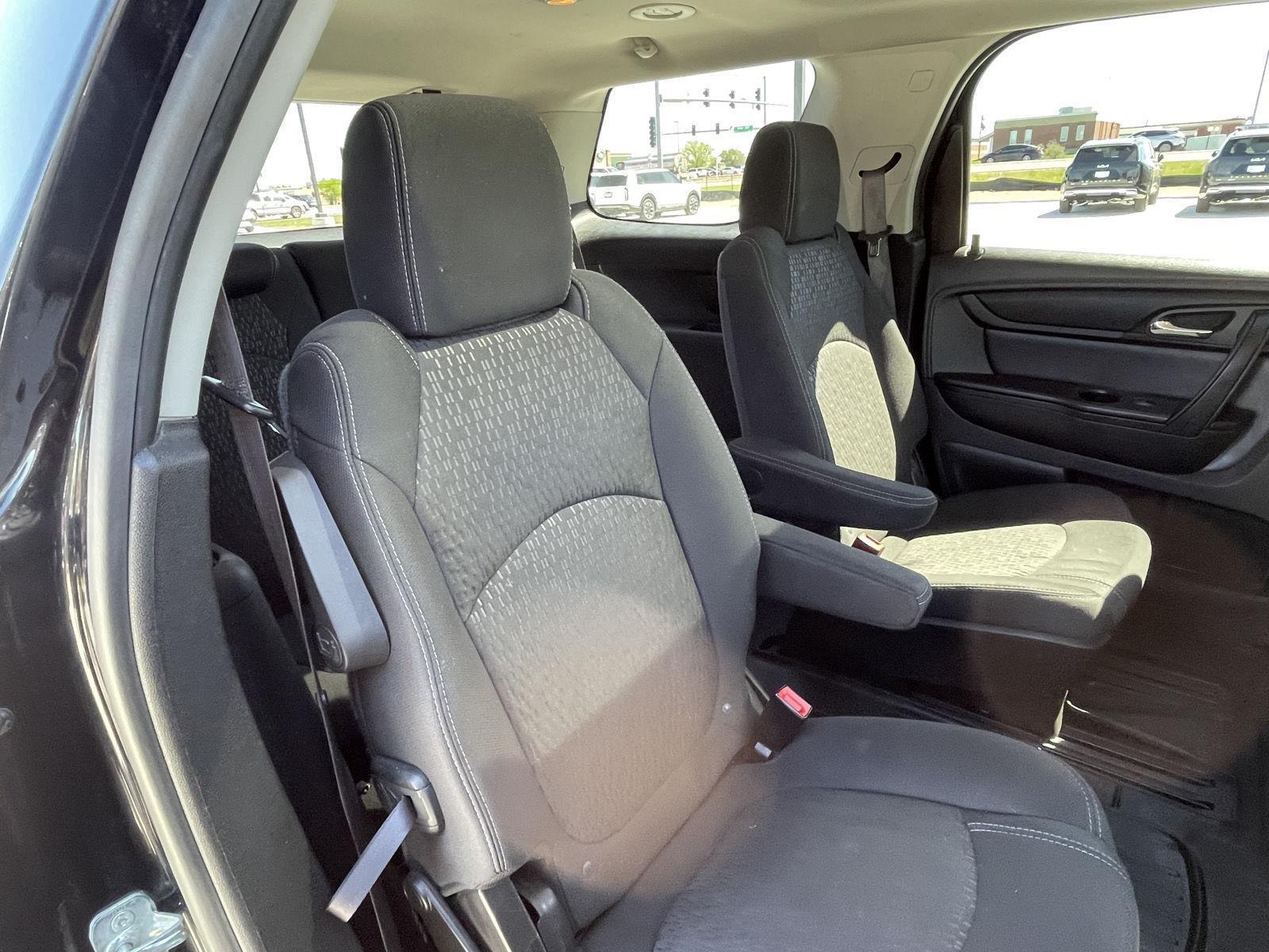 Used 2014 GMC Acadia for sale in Grand Island NE