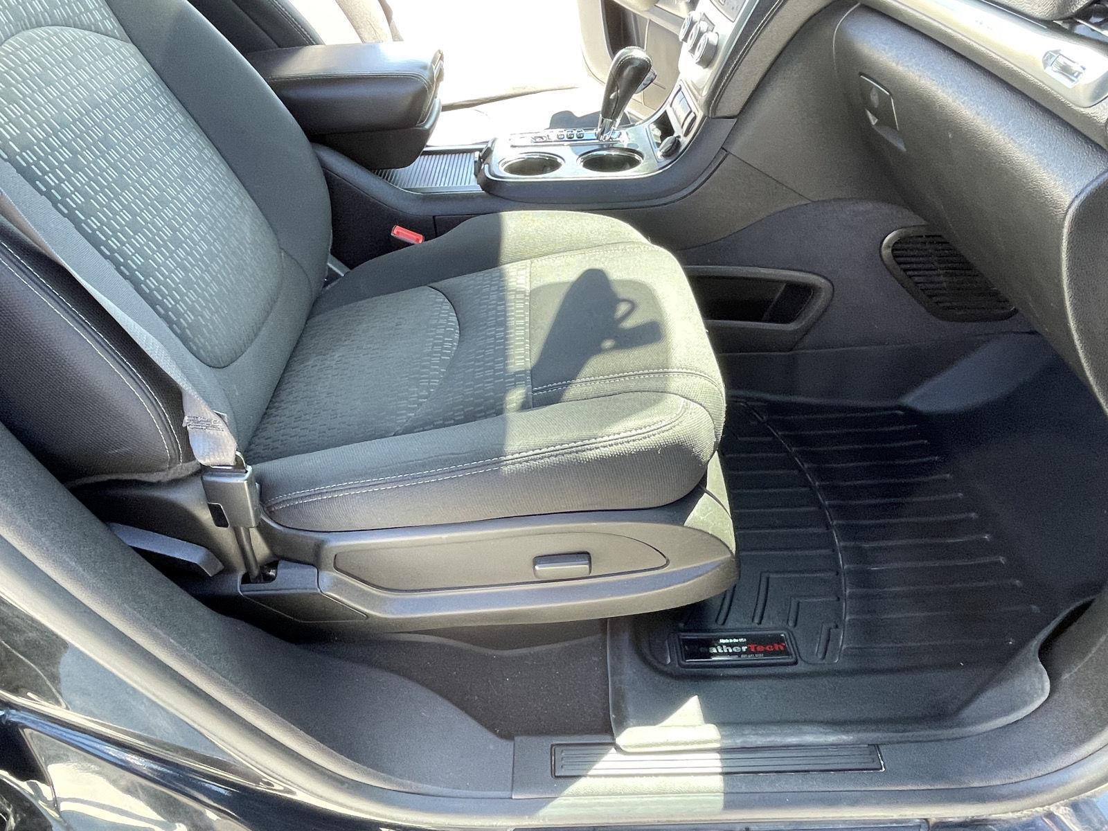 Used 2014 GMC Acadia for sale in Grand Island NE