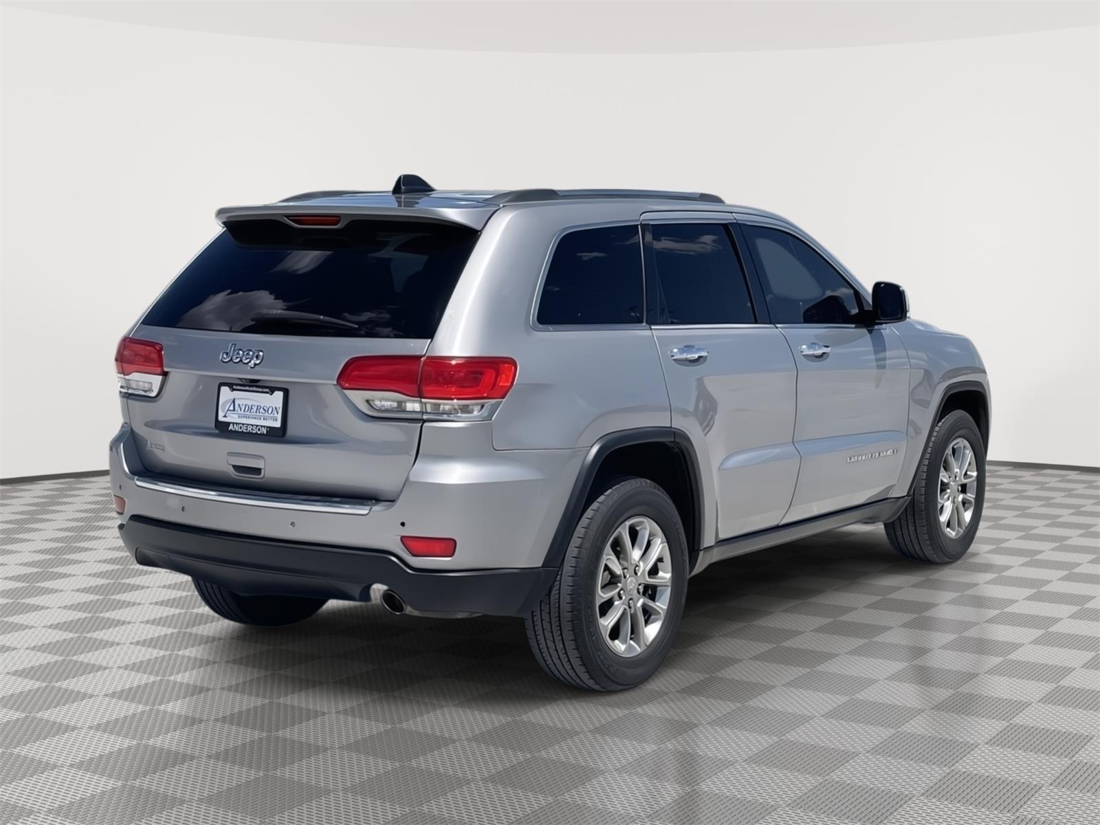 Used 2015 Jeep Grand Cherokee for sale in Grand Island NE