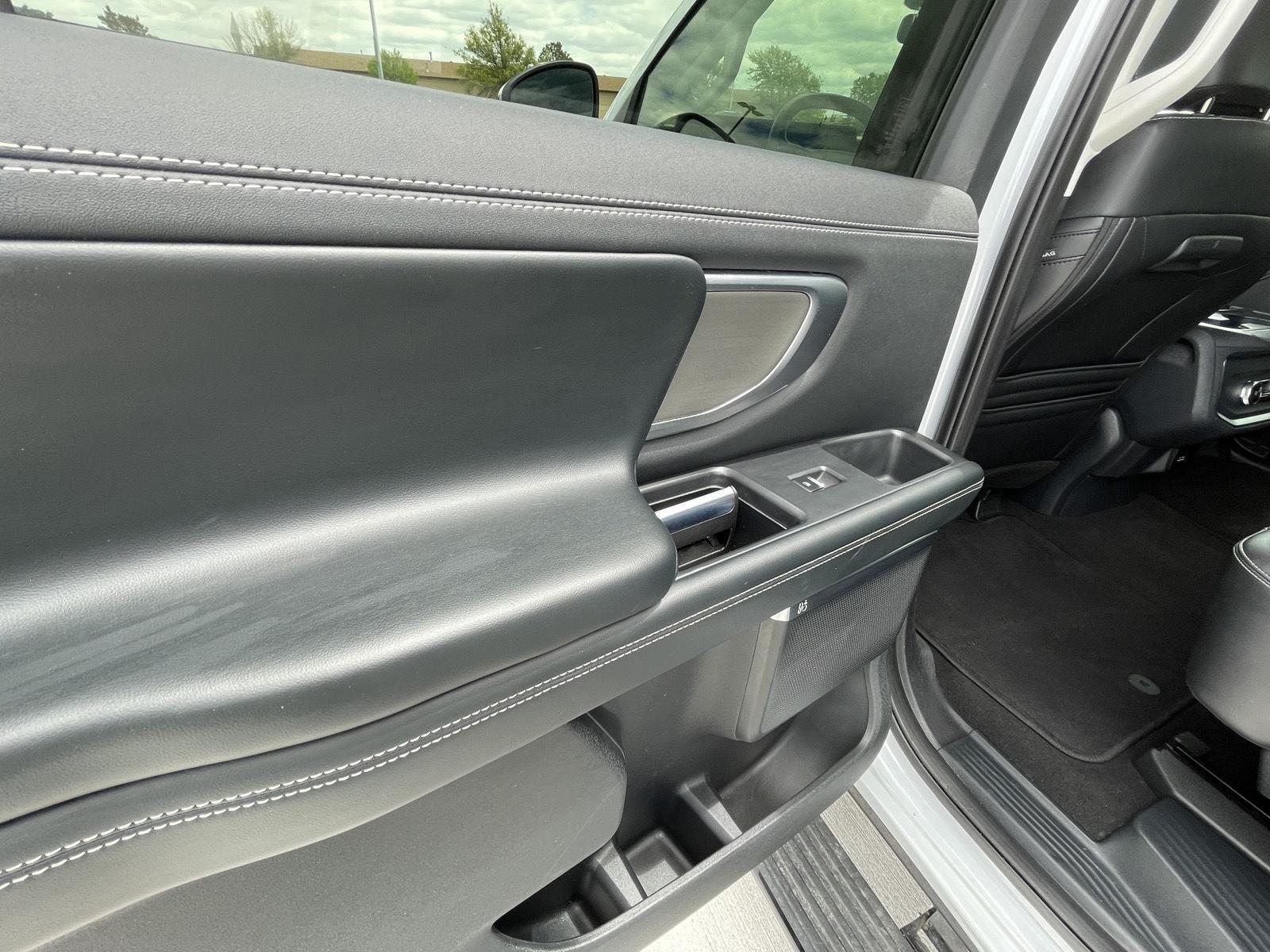 Used 2025 Ford Expedition for sale in Grand Island NE