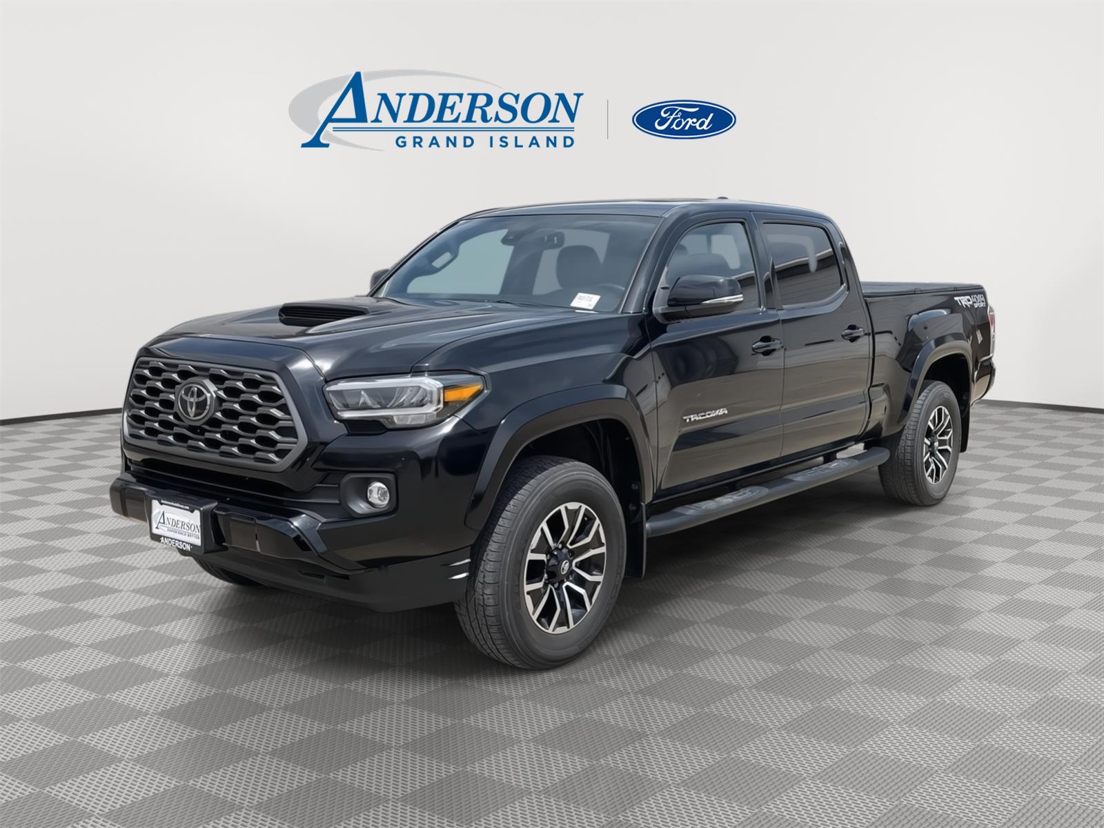 Midnight Black Metallic 2022 Toyota Tacoma Pickup Truck Four-Wheel Drive 6-Speed Automatic