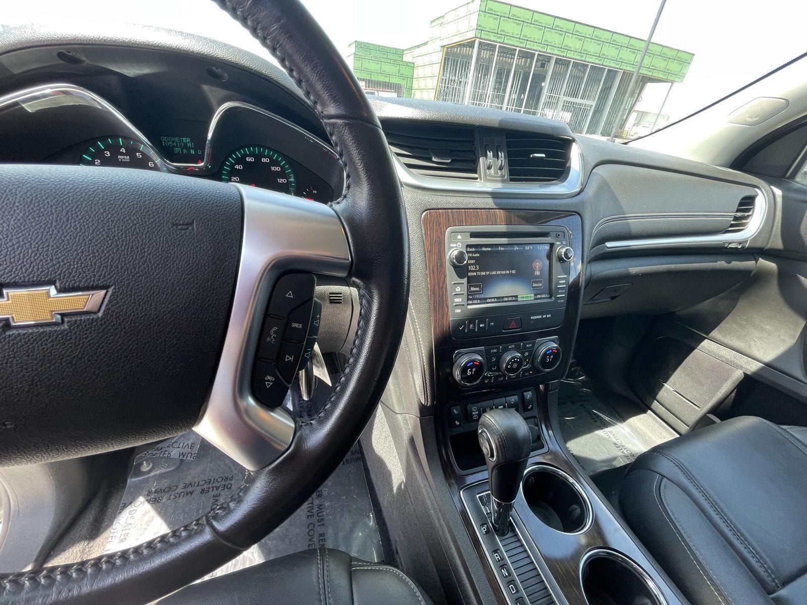 Vehicle photo 15