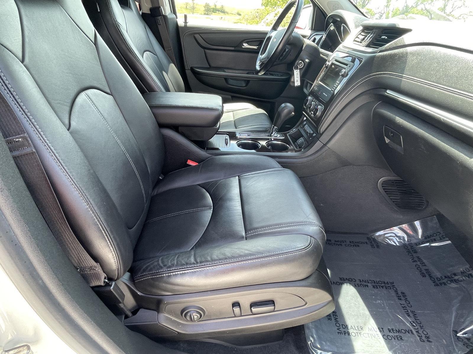 Vehicle photo 22
