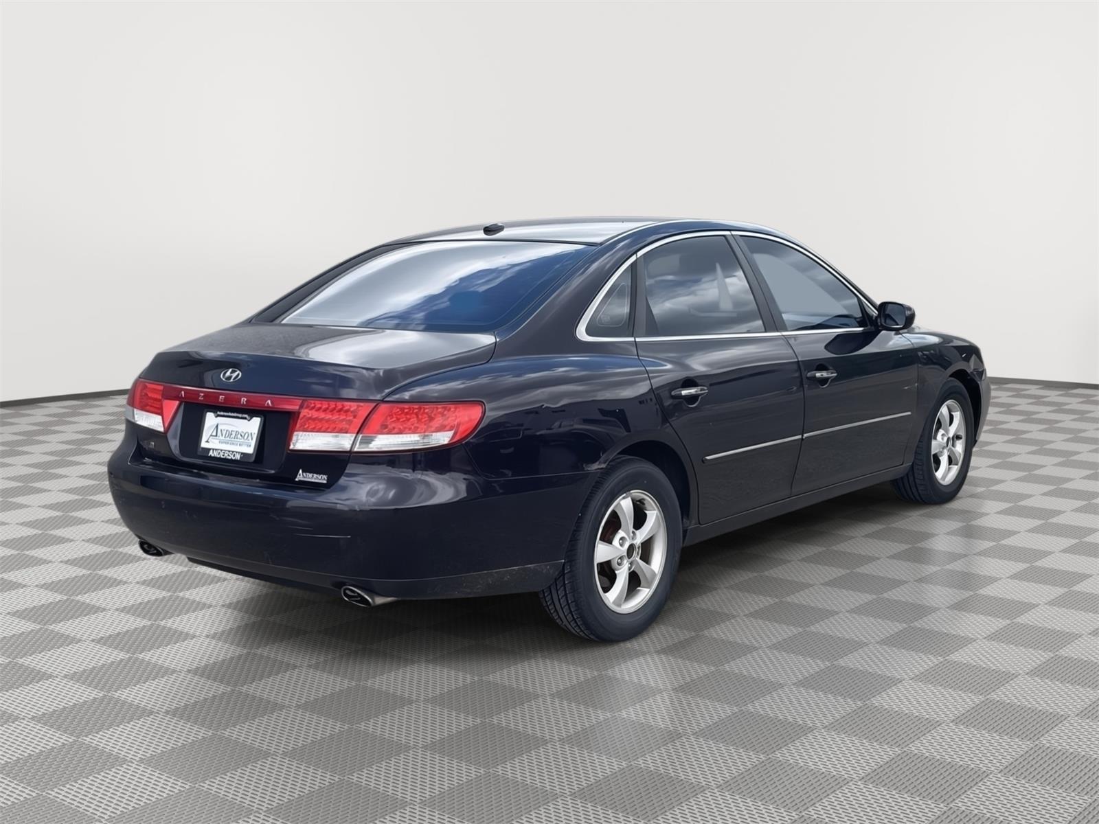 Used 2007 Hyundai Azera for sale in Grand Island NE