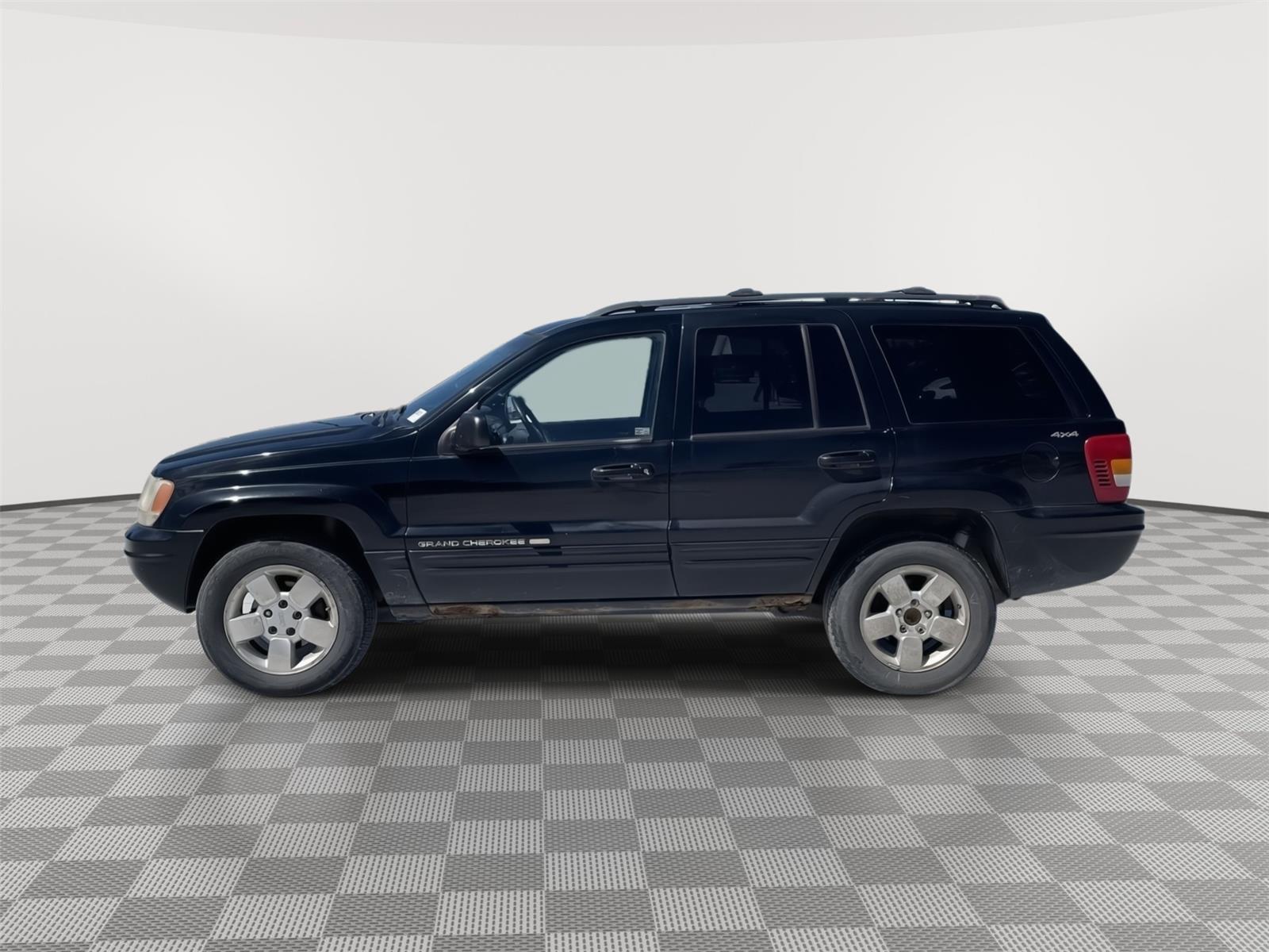 Pre-Owned 2001 Jeep Grand Cherokee for sale in Grand Island NE