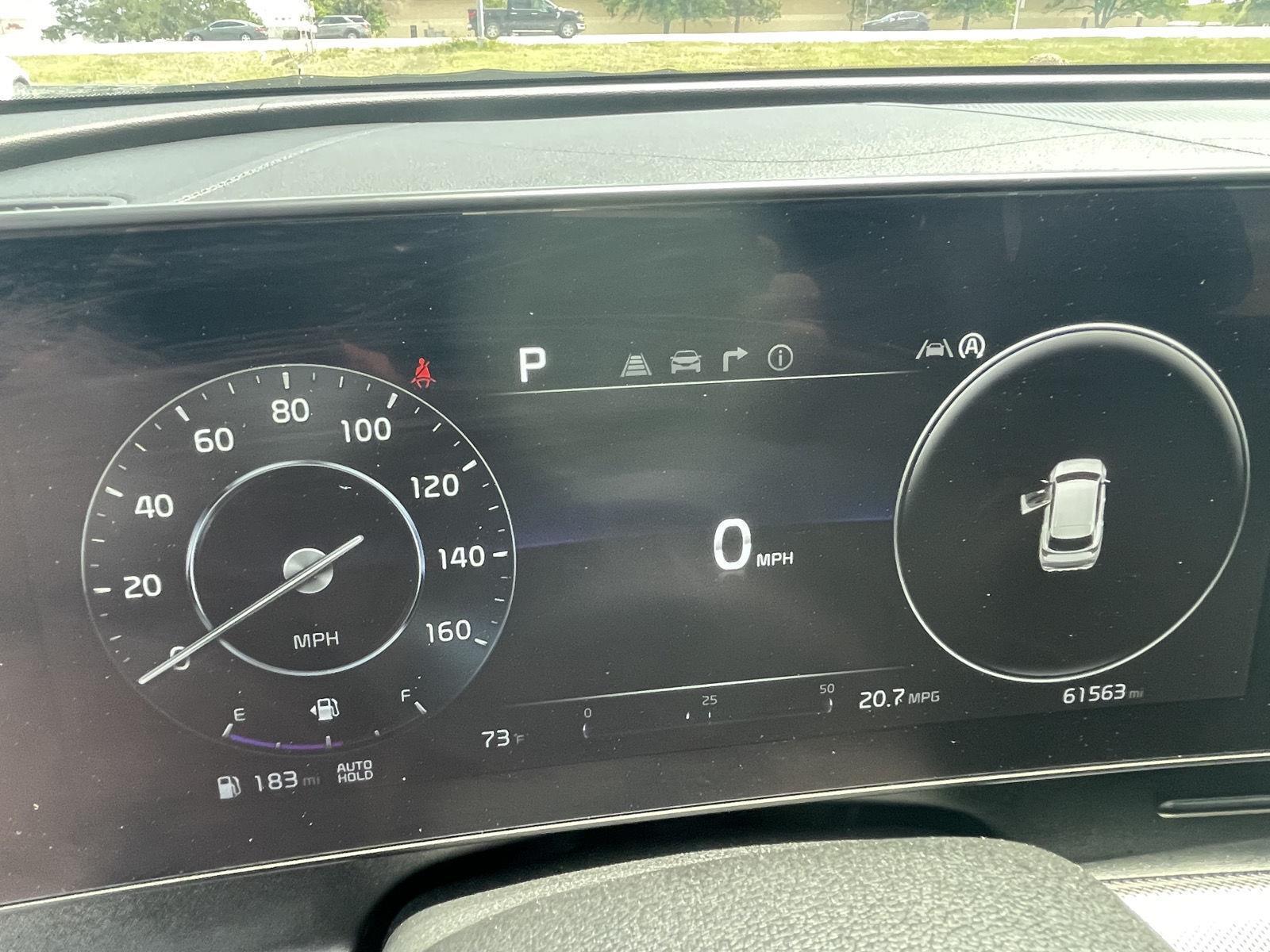 Vehicle photo 3