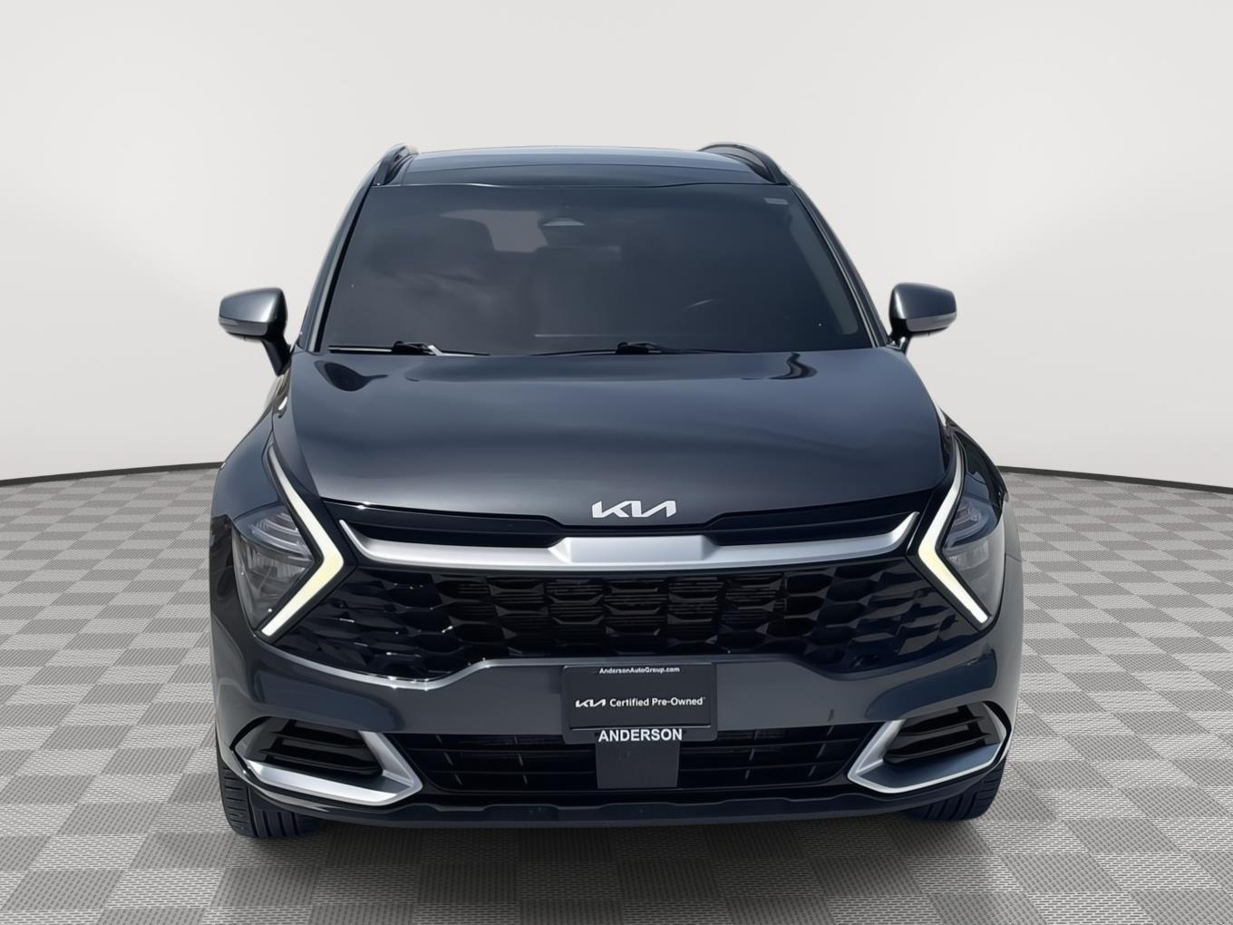 Vehicle photo 9