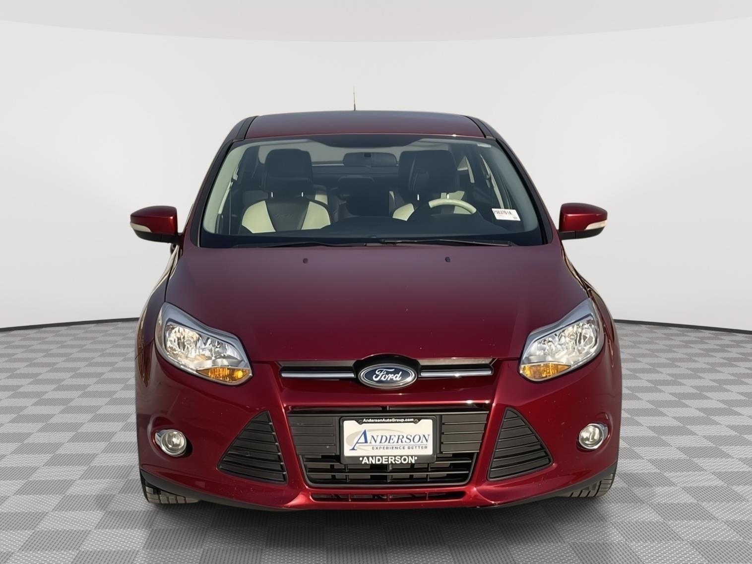 Vehicle photo 9
