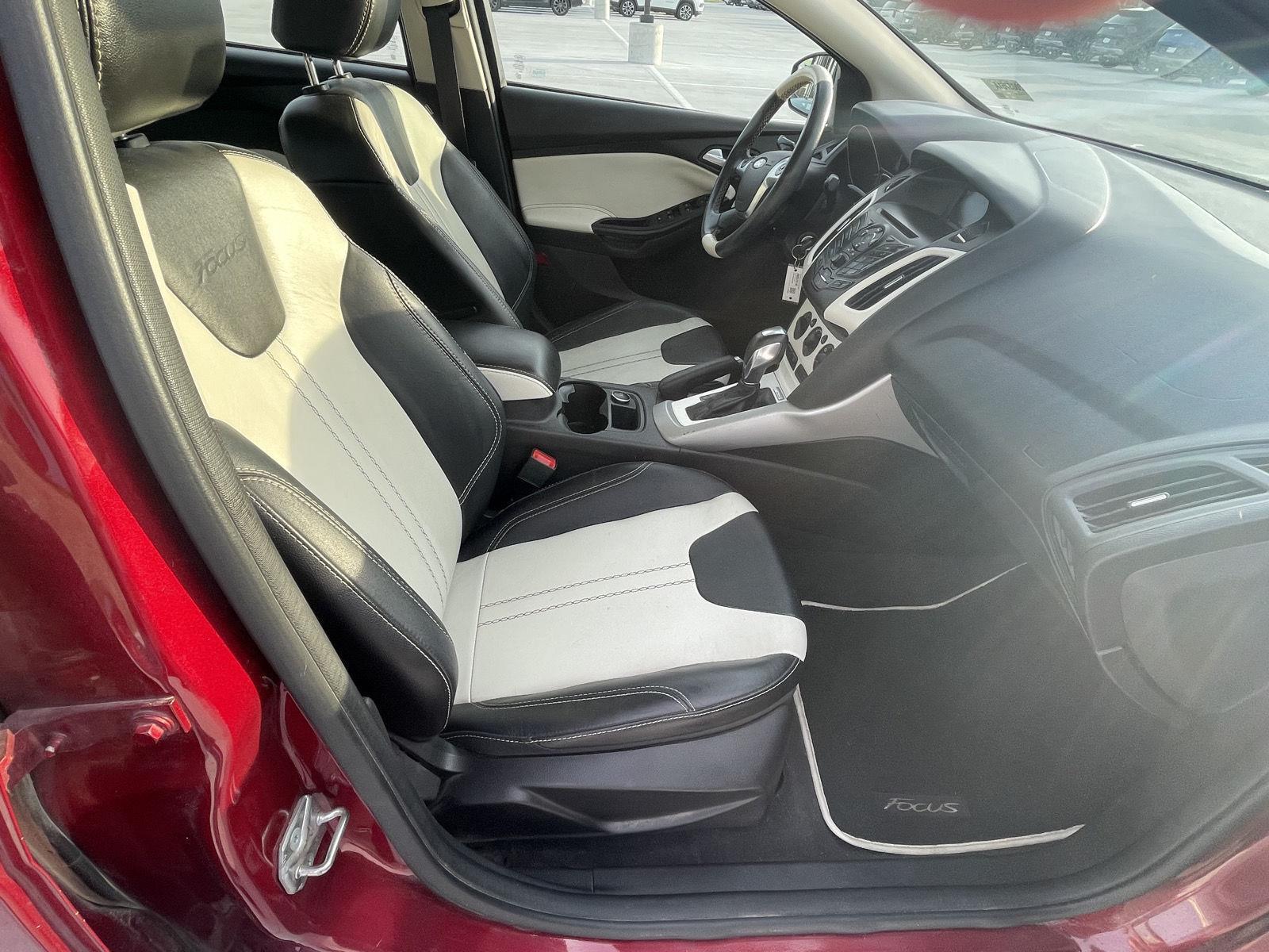Vehicle photo 20