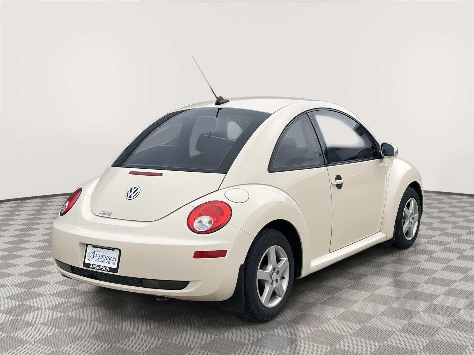 Used 2009 Volkswagen New Beetle Coupe for sale in Grand Island NE