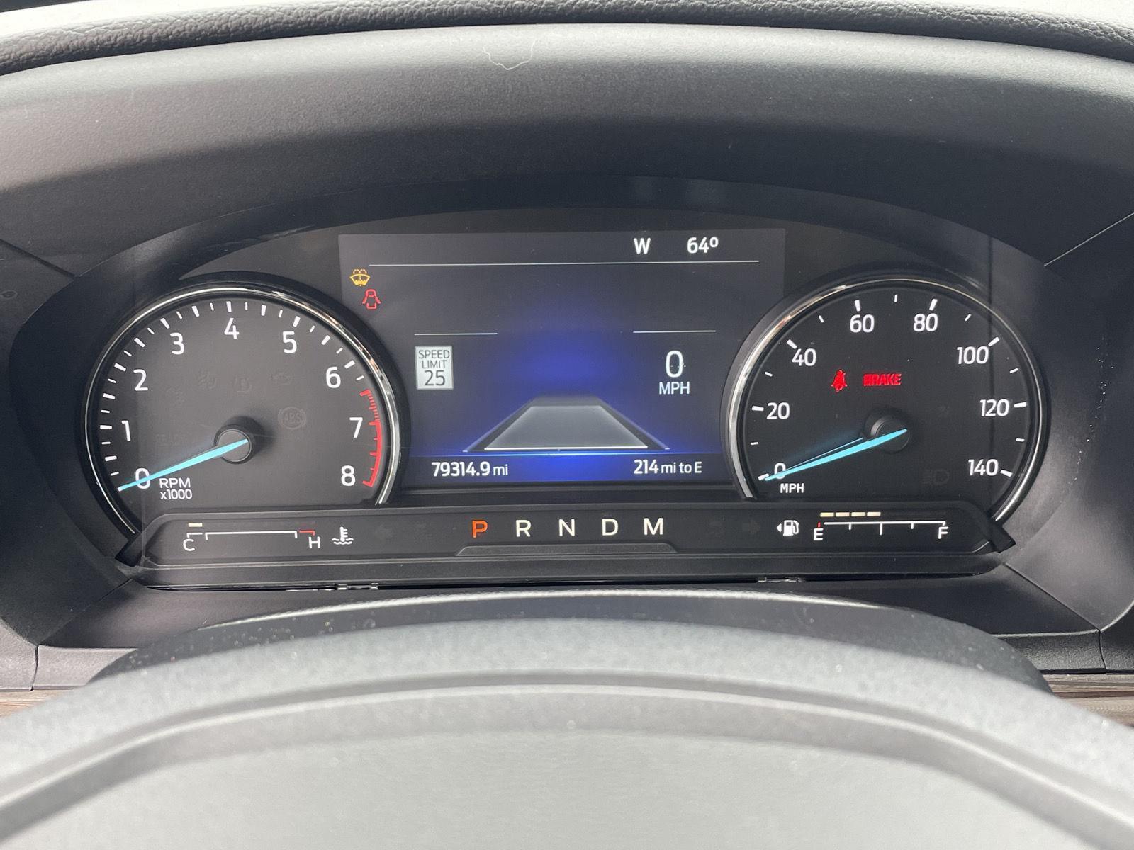Vehicle photo 3