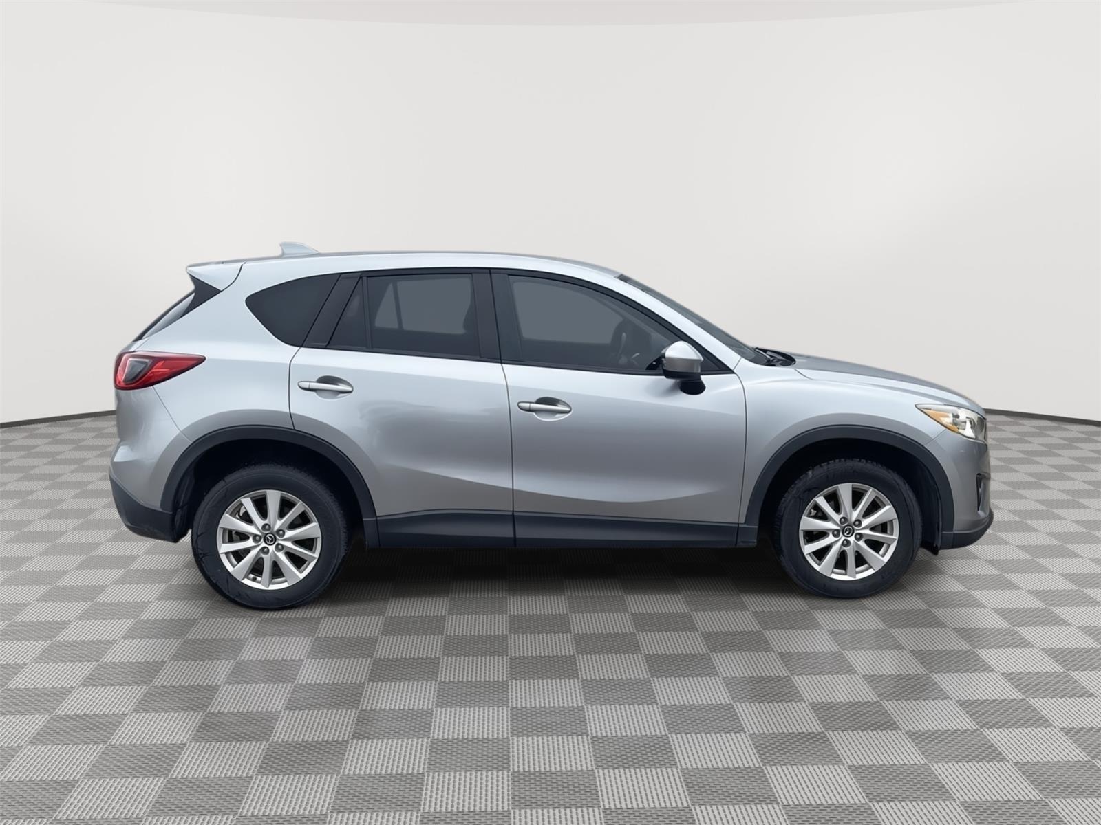 Vehicle photo 7
