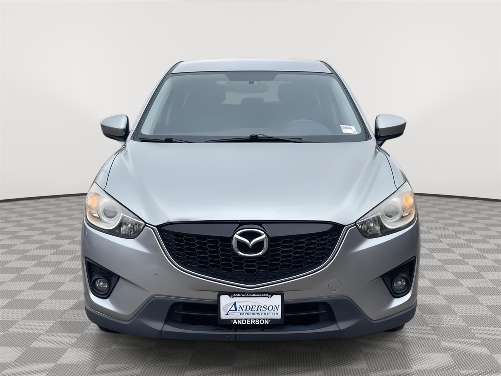 Vehicle photo 9