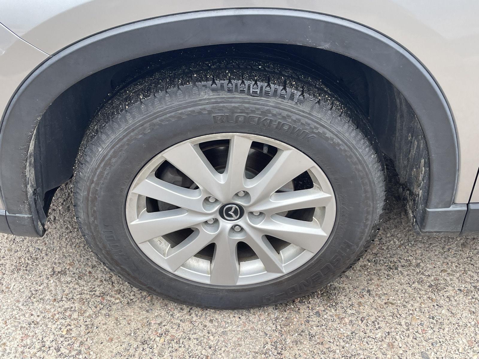 Vehicle photo 10