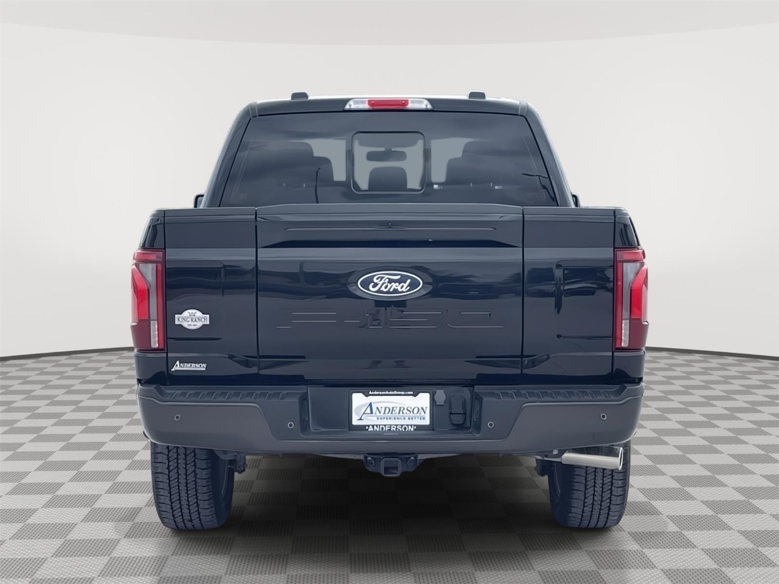 Vehicle photo 5