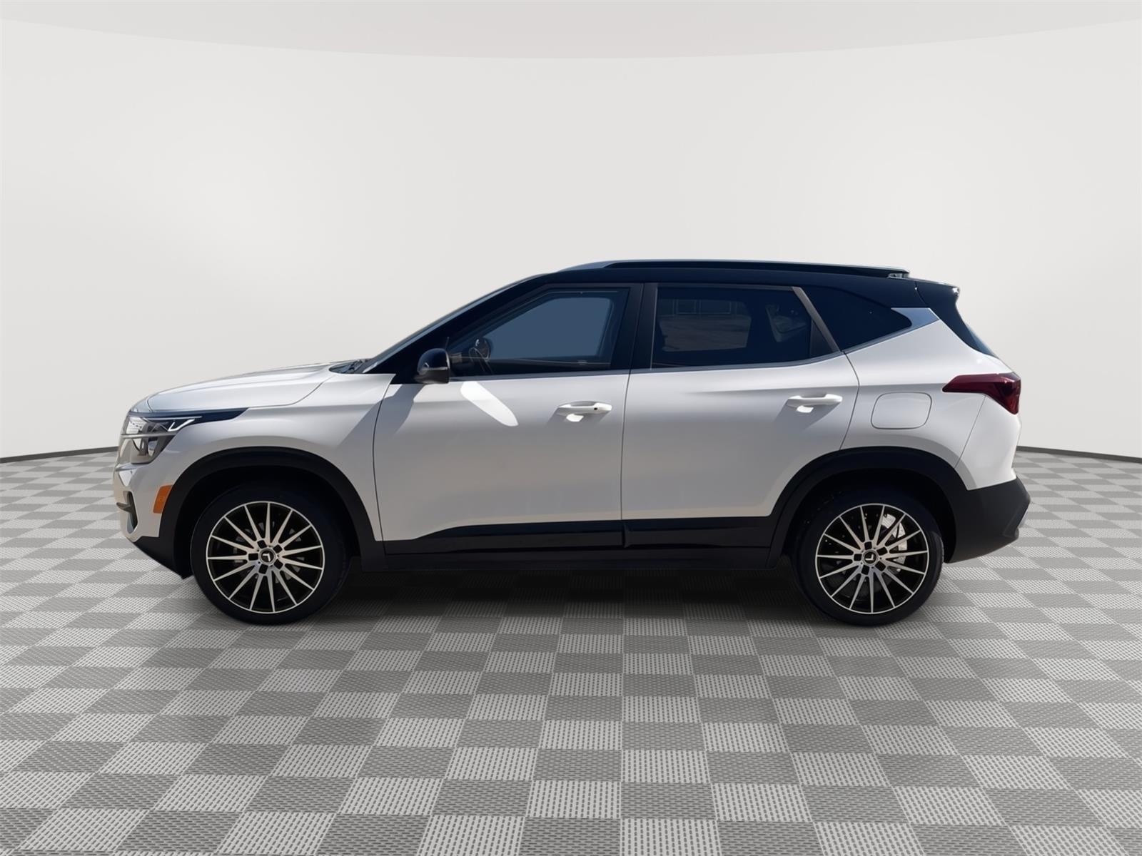 Pre-Owned 2023 Kia Seltos for sale in Grand Island NE