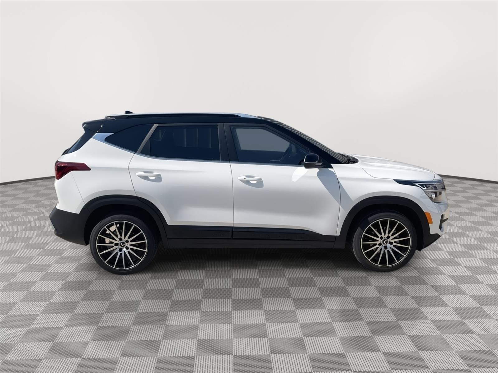 Pre-Owned 2023 Kia Seltos for sale in Grand Island NE