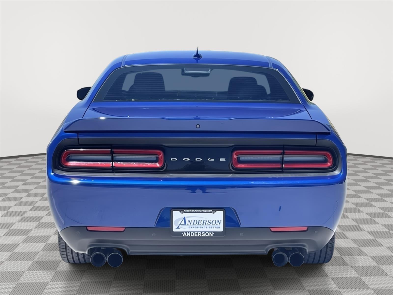 Vehicle photo 5