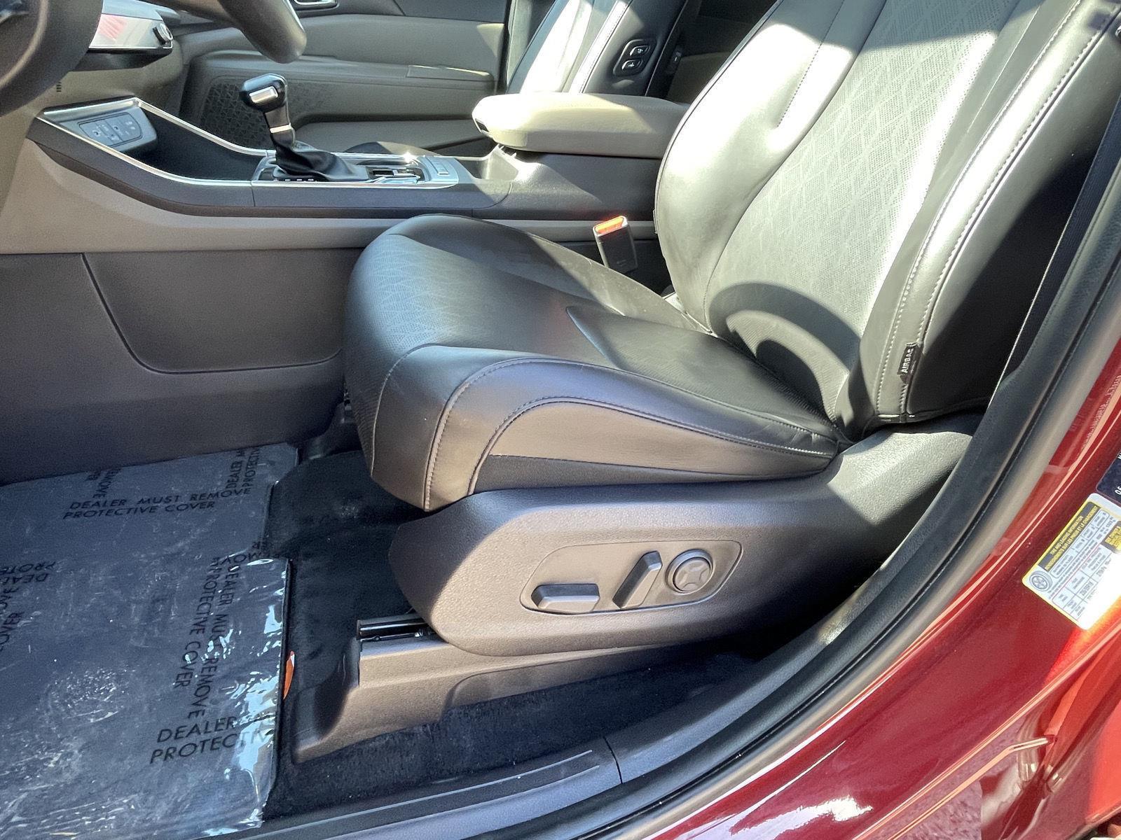 Used 2025 Kia Carnival for sale in Grand Island NE