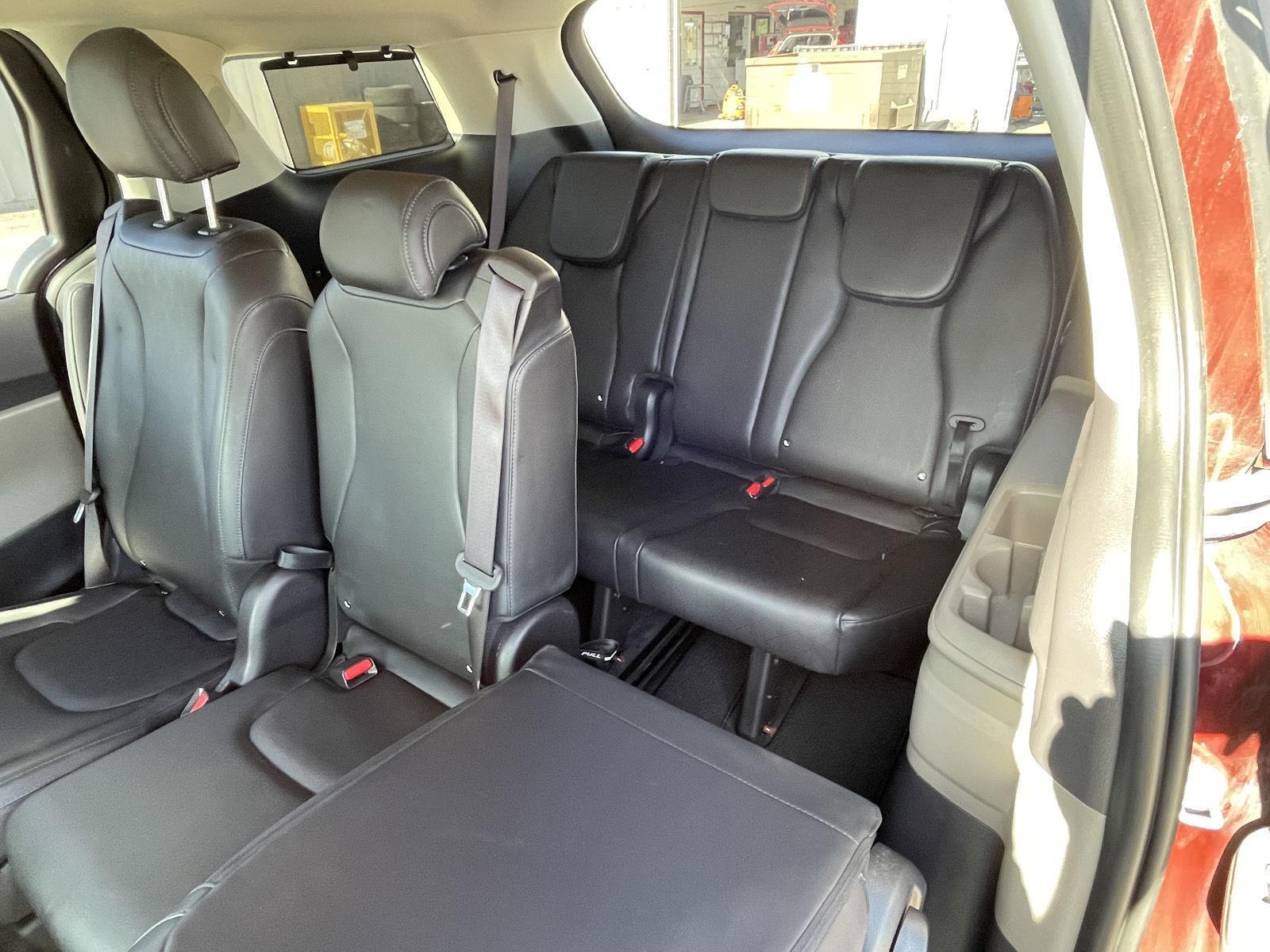 Used 2025 Kia Carnival for sale in Grand Island NE