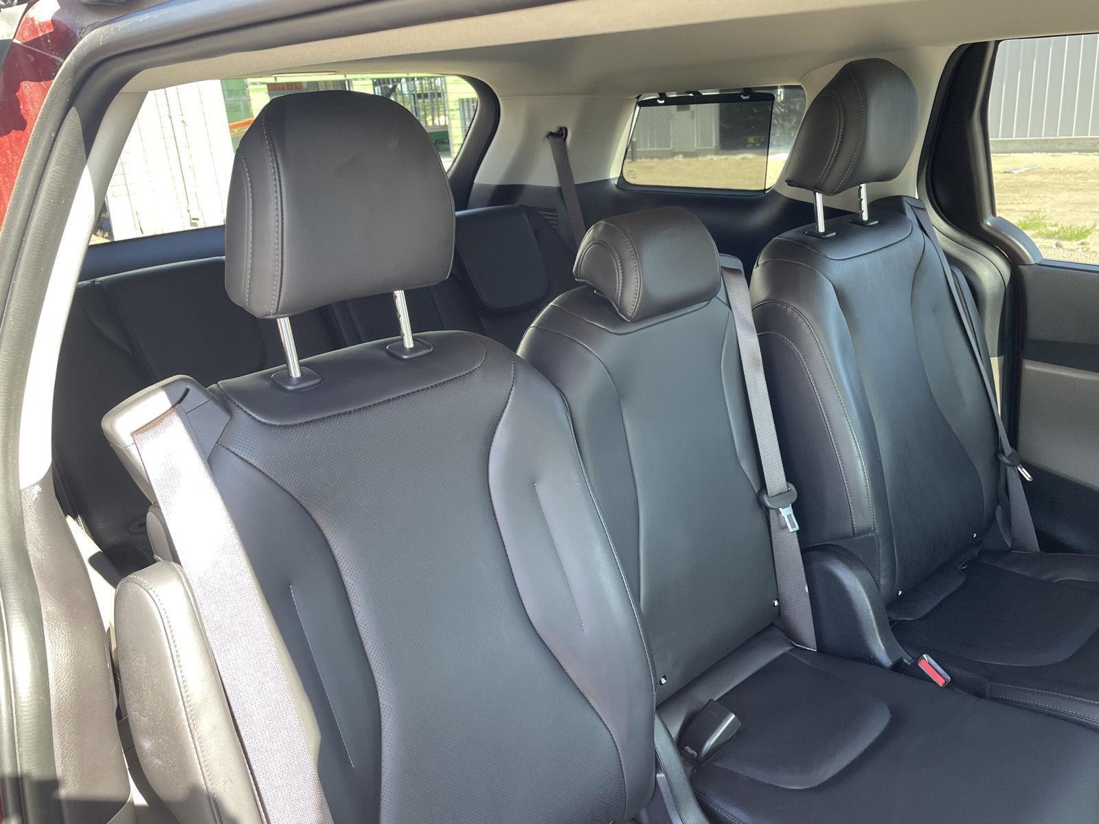 Used 2025 Kia Carnival for sale in Grand Island NE
