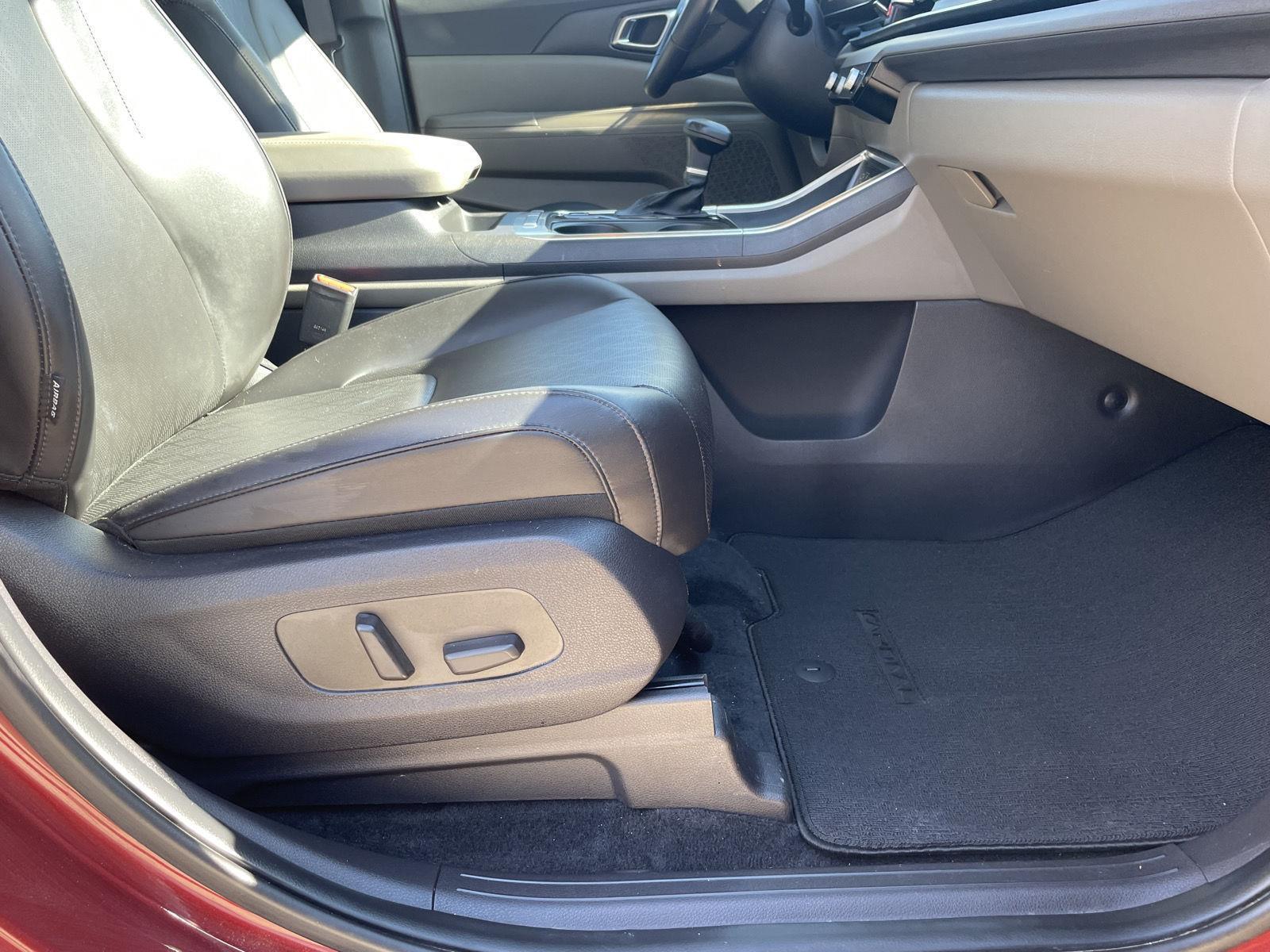 Used 2025 Kia Carnival for sale in Grand Island NE