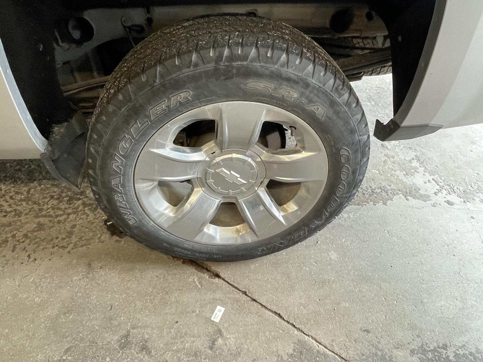 Vehicle photo 10