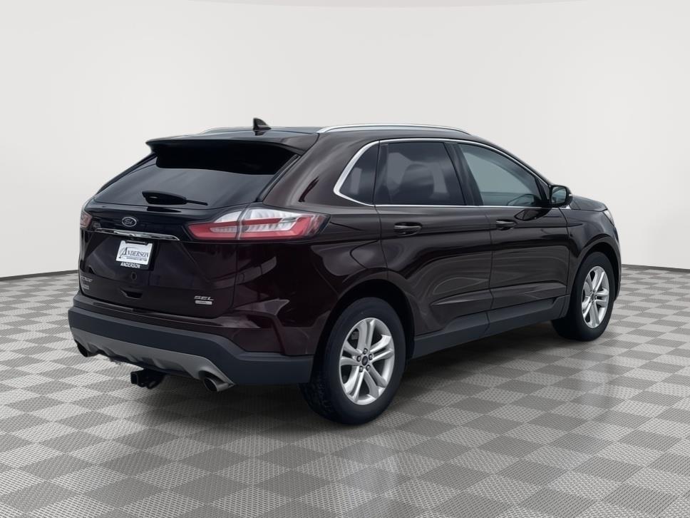 Vehicle photo 6