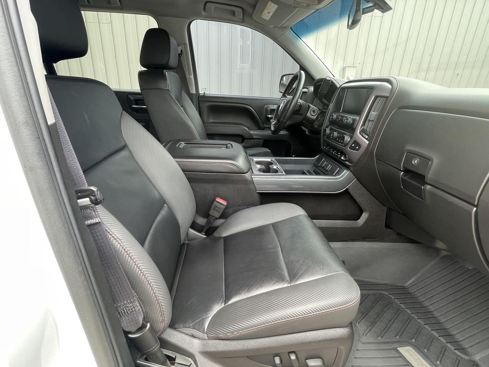 Vehicle photo 20