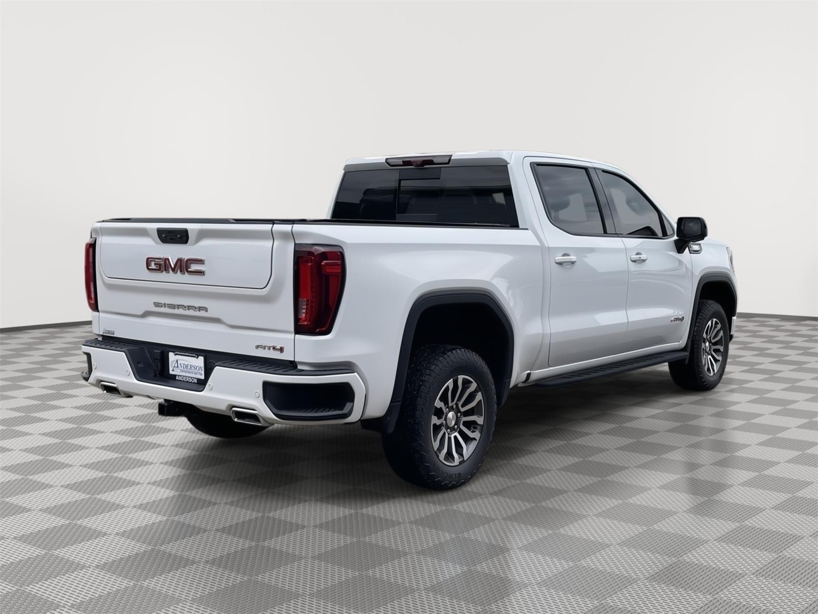 Vehicle photo 5