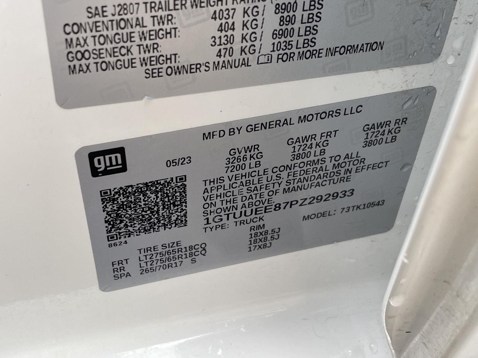 Vehicle photo 10