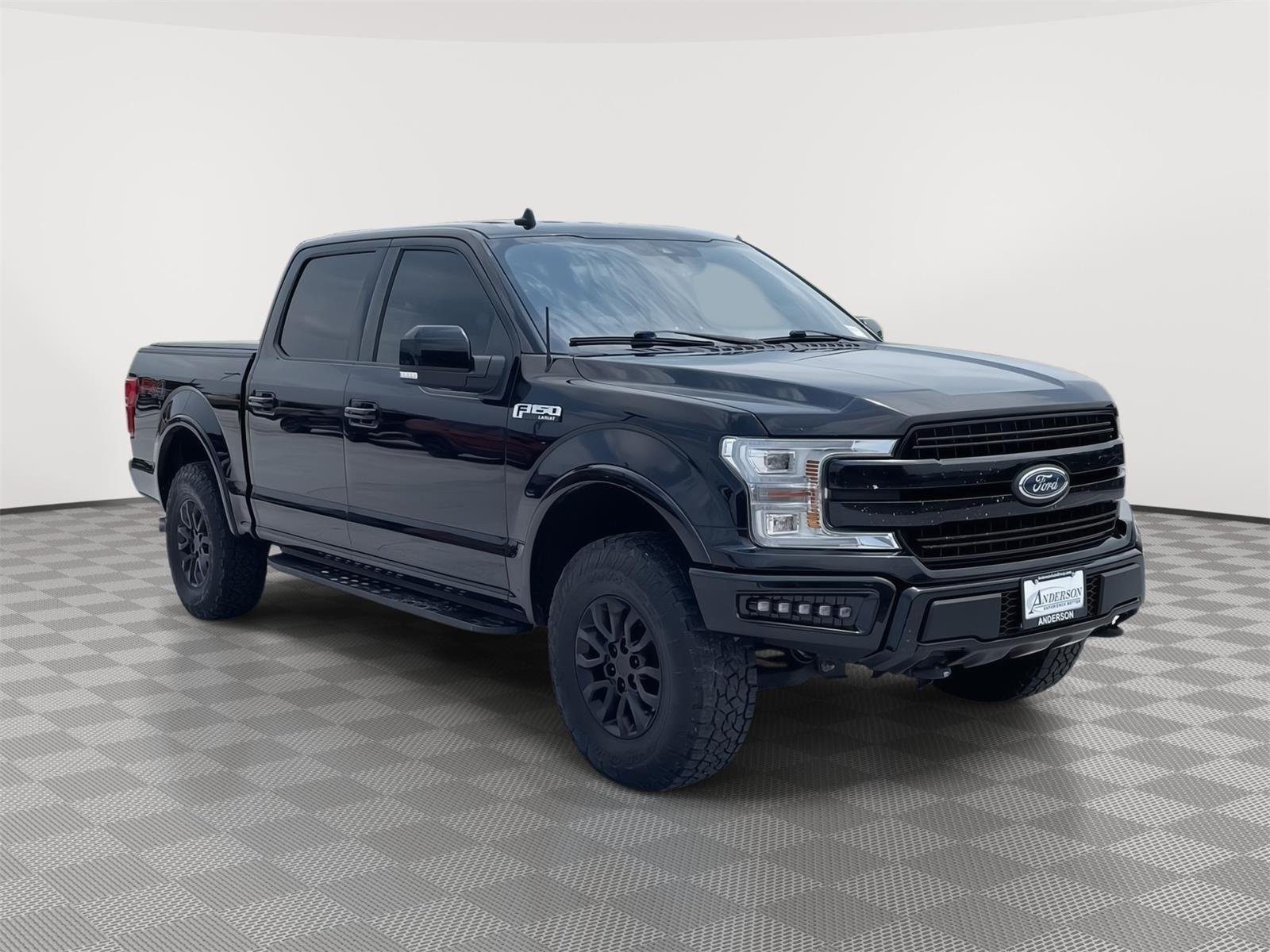 Vehicle photo 8