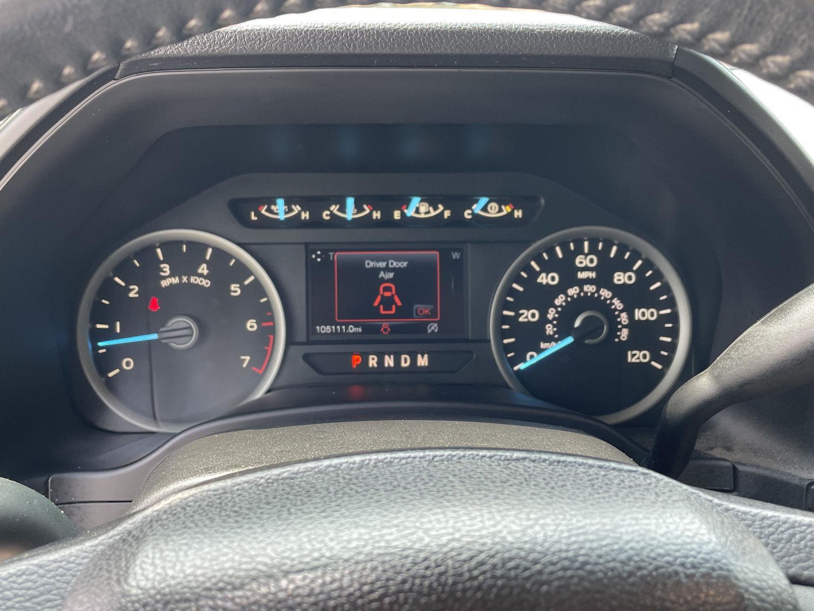 Vehicle photo 3