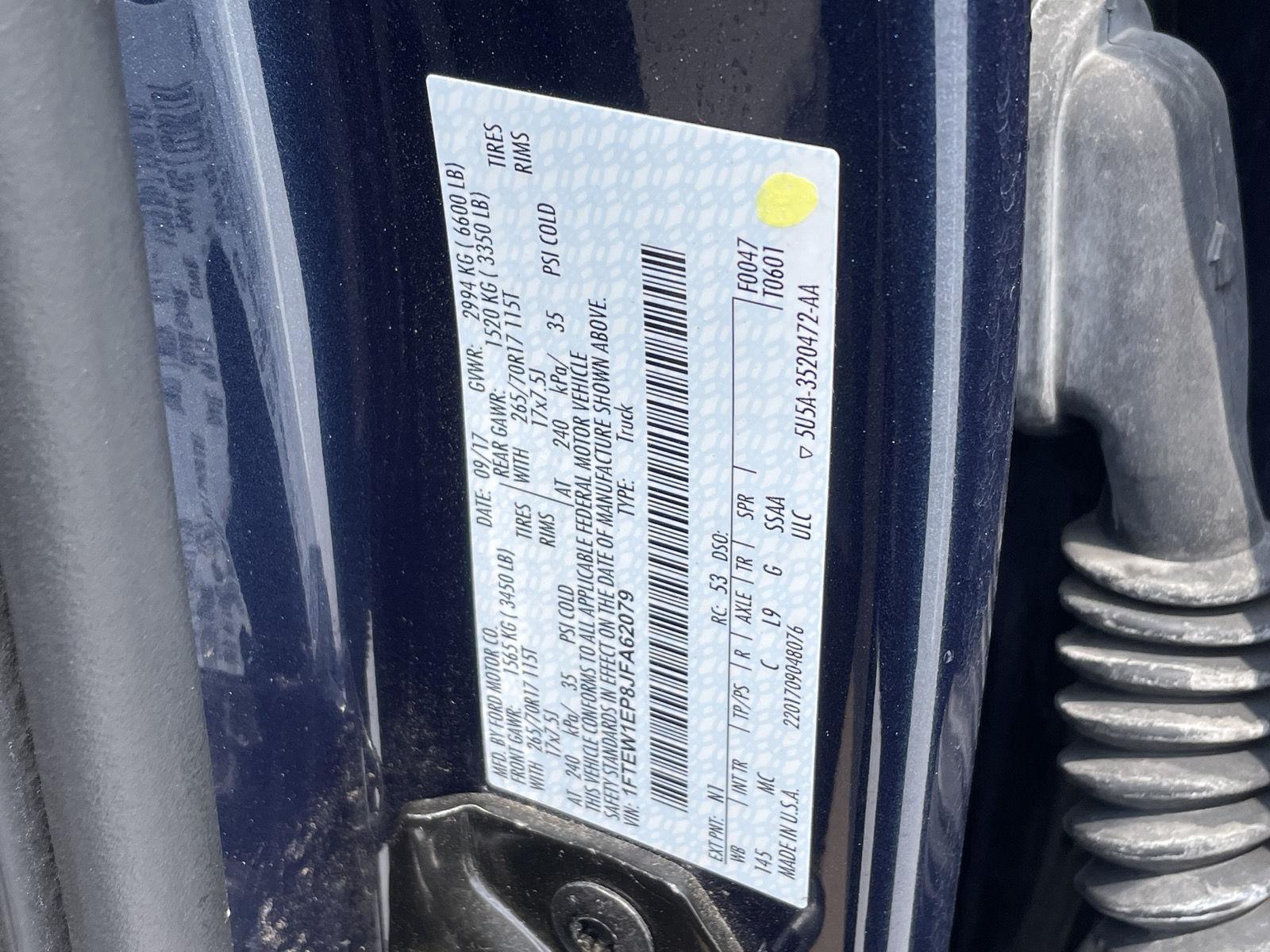 Vehicle photo 11