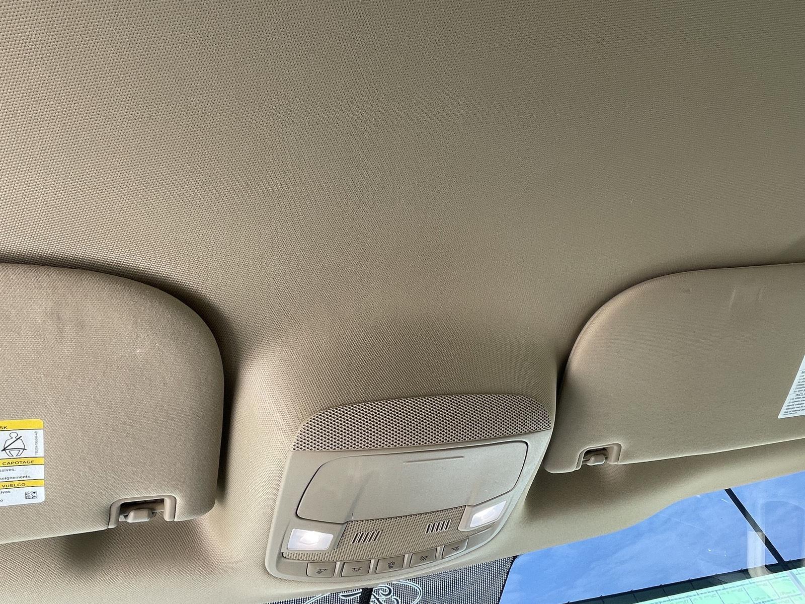Vehicle photo 16