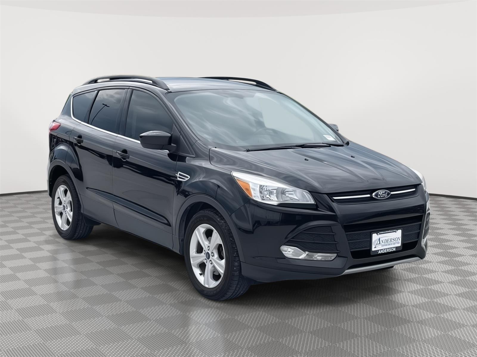 Vehicle photo 8