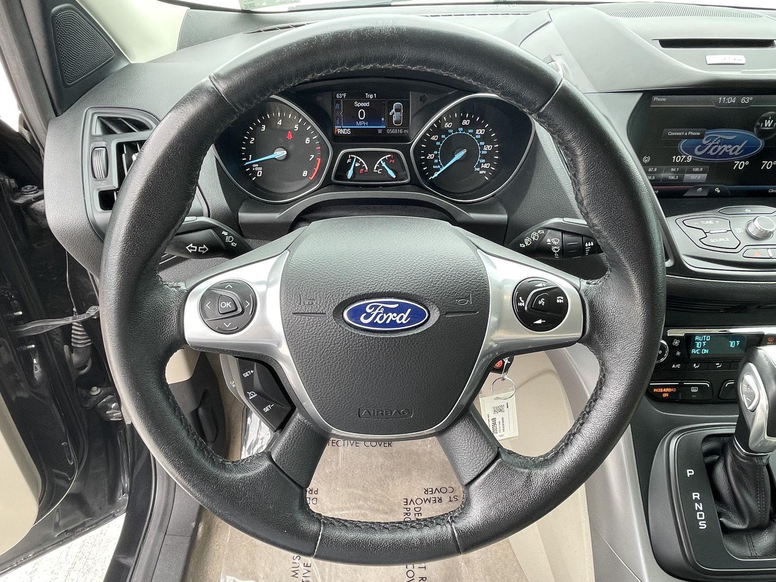 Vehicle photo 13