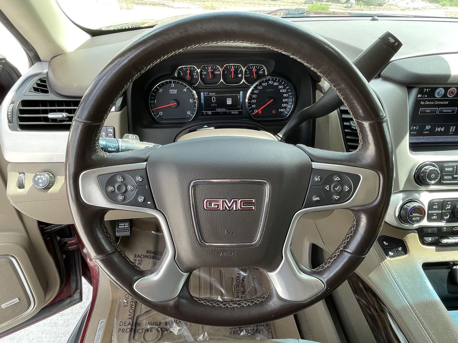 Vehicle photo 14