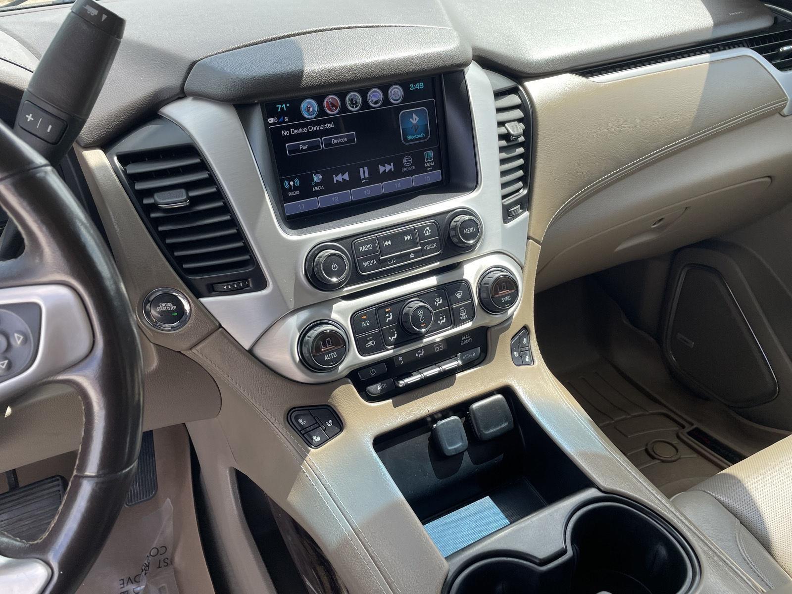 Vehicle photo 15