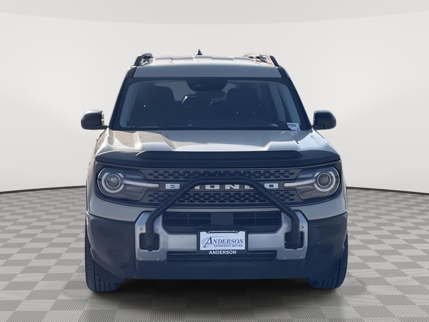 Vehicle photo 9
