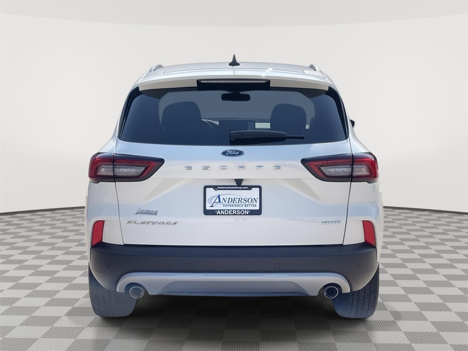 Vehicle photo 5